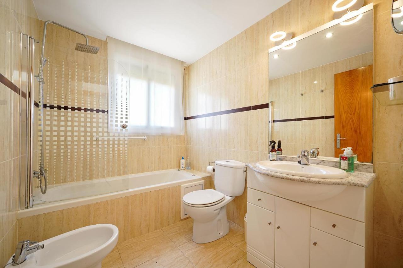 Hauzify I Apartament Mediterrani Miami Playa Eksteriør billede